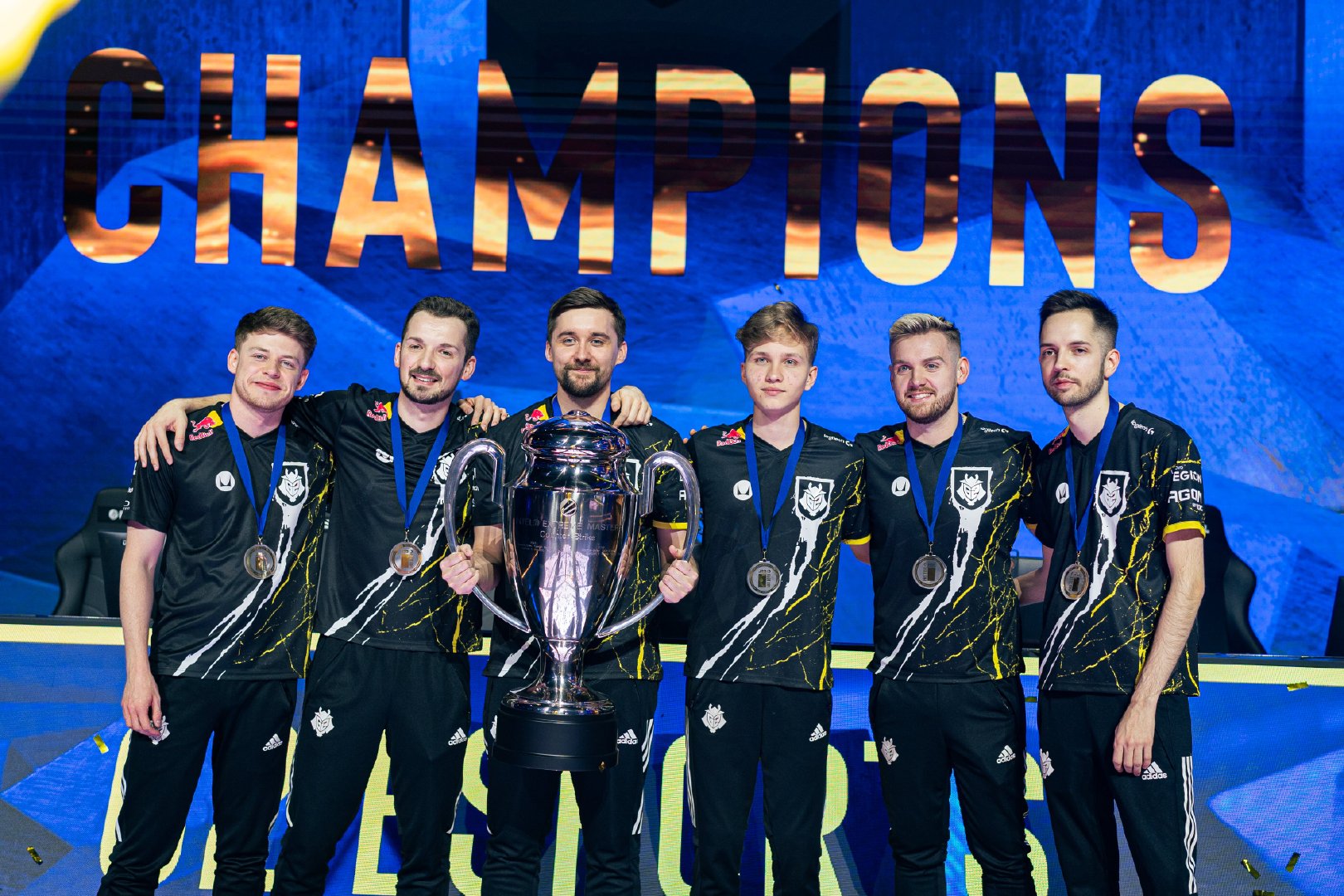 CSGO Major赛事首次引入VR沉浸式观赛系统，支持第一视角电竞观赛